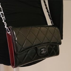 Chanel wallet on chain